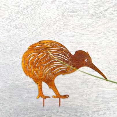 Rustic Kiwi Bird Acrylic Garden Stake - Symbolizing Outdoor Decor, Animal Themed Yard Art