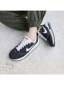 Nike 男子Air Max Dawn氣墊鞋緩震透氣跑步鞋 - 黑與白 - 查看 9