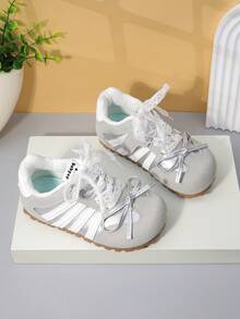 女童运动鞋，新款春夏童鞋，蝴蝶结装饰幼儿休闲鞋，婴儿系带运动鞋，宝宝学步鞋，女童跑步运动鞋 - 銀色 - 查看 4