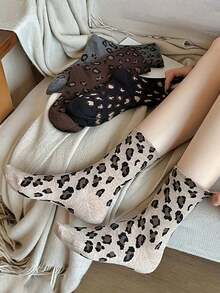 5 pares de calcetines tipo tripulación con estampado de leopardo, estilo retro Y2K de mezcla de algodón hasta el tobillo con puños elásticos, transpirables y cómodos para uso casual, ropa de calle y todas las estaciones (primavera, verano, otoño, invierno) - Multicolor - Ver 2