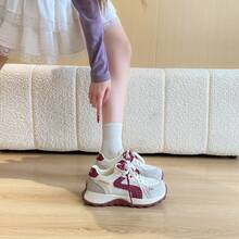 Women's Thick Sole Casual Sneakers, Breathable Mesh Retro Gump Shoes, Anti-Slip Durable Lace-Up Chunky Sneakers - Red - View 10