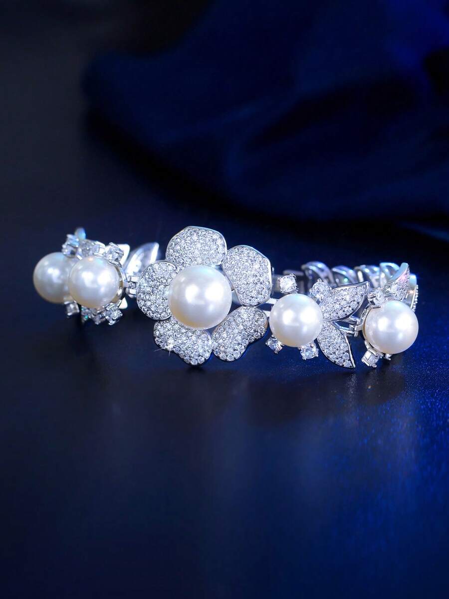 1pc Luxury Statement Big Flower Shaped Cubic Zirconia Silver Plated Engagement Wedding Party Pearl Bracelet For Women