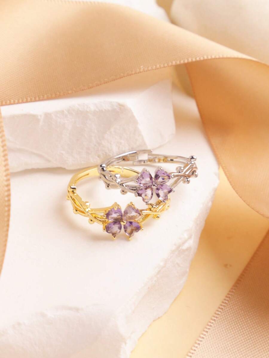 1枚时尚简约不锈钢紫色锆石四叶花戒指，百搭新款，镶嵌水钻，可调节开口设计，精致小众高端戒指 - 紫色四瓣花戒指 - 查看 1