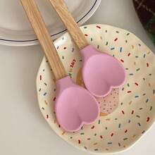 1pc Silicone Spatula - Heat Resistant Butter Knife, Cake Mixing Tool, Home Baking Utensil, Heart-Shaped Jam Scraper - Multicolor - View 4