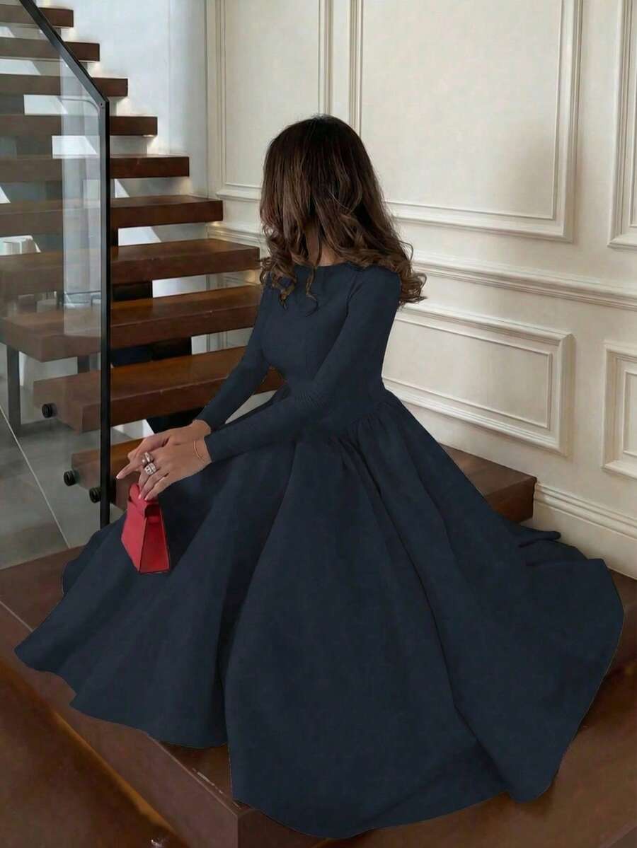 优雅简约时尚休闲复古大裙长袖纯色冬季连衣裙,女士百褶拉链长裙,适合晚宴、假日、上学、办公、度假等场合。 - 藏蓝色 - 查看 1