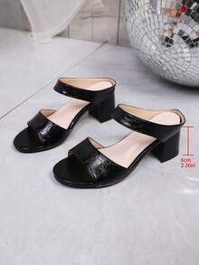 女士新款套脚厚跟凉鞋，夏季时尚百搭露趾防滑休闲沙滩拖鞋 - 黑色 - 查看 5