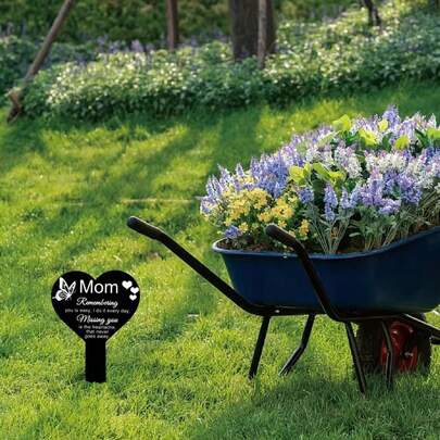 1pc Heart-Shaped Memorial Gravestone, Condolence Gift For Mother's Passing, Garden Stake Condolence Gravestone Stake, Graveyard Garden Stake, Acrylic Gravestone Stake, Graveyard Gravestone Decor