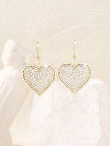 一对时尚仿珍珠锆石吊坠耳环，小众高端设计，适合宴会和派对场合。 - 白色 - 查看 2