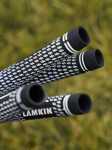 Bộ 3 bao bọc tay cầm gậy golf - Chất liệu cao su cao cấp tăng cường độ bám và khả năng chống mồ hôi - Thiết kế đen/trắng - Phù hợp với gậy gỗ, gậy sắt, gậy gạt bóng và tất cả các loại cán gậy - Cần thiết cho việc luyện tập golf, bảo dưỡng gậy, tập luyện trên sân tập, chuẩn bị cho mùa tựu trường, tay cầm gậy chất lượng cao cho các giải đấu, phụ kiện golf dành cho thanh thiếu niên. - Nhiều màu - Xem 7
