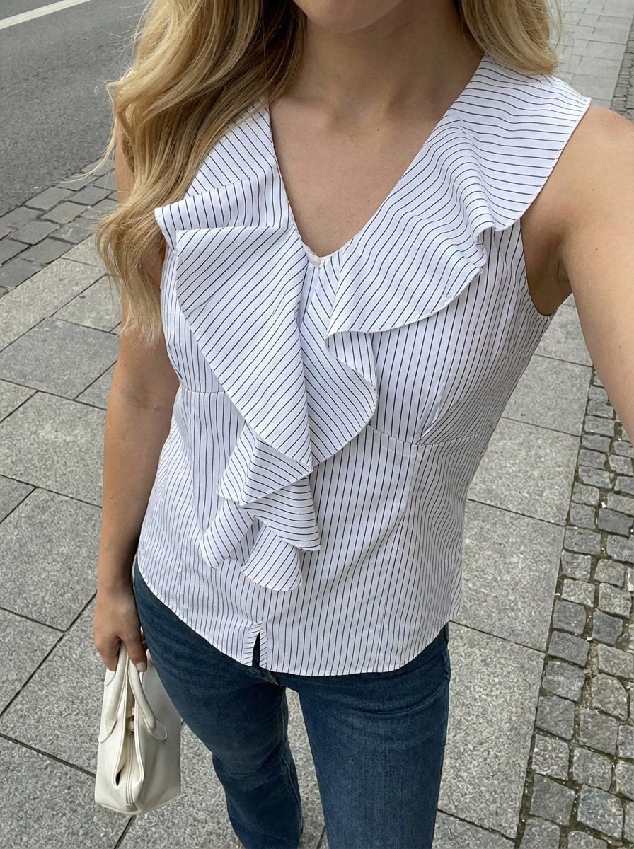 Buzzelle Blusa de mujer sin mangas con cuello en V a rayas, de tela tejida con volantes, de largo regular, con cintura anudada