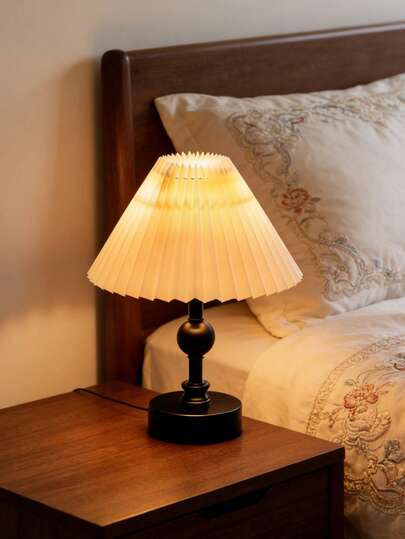 1pc USB Powered Modern Vintage Style Creative Minimalist Decorative Lamp, Suitable For Bedroom Bedside, Desk Decor