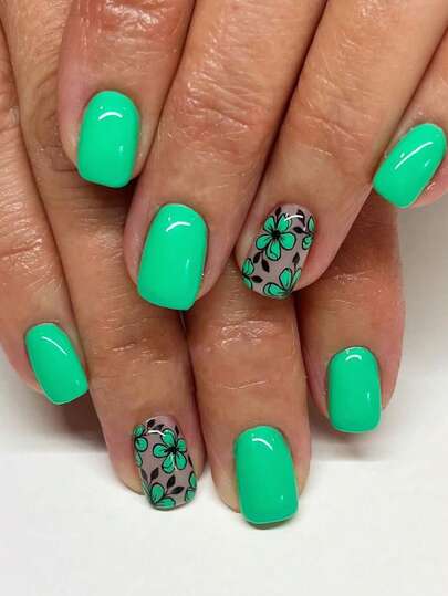 24pcs Minimalist Green Nail Stickers, Fresh & Cute, Suitable For Office Lady, Party, Vacation In Spring/Summer, Short Square Fake Nails Decor