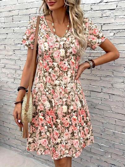 2026 Summer New Pink Ditsy Floral Dress, Women's V-Neck Short Sleeve Sweet Romantic Rose Print Dress, Casual Resort Style Plus Size