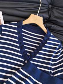 Summer Minimalist Ruffled Hem Button-Up Cardigan & Fitted Waist Skirt 2-Piece Set, Casual Elegant - Royal Blue - View 5