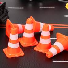 7pcs Traffic Cones, 0.98inch Traffic Signs Miniature Sports Training Roadblock Cones Small Street Signs Construction, Theme Party Sports Activities - Initial - View 9