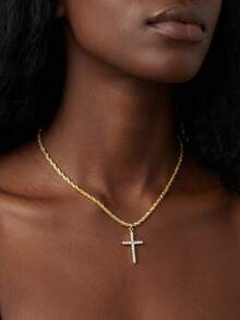 1条925纯银镶嵌优雅锆石十字架项链，适合女性在宴会上佩戴，或作为母亲节、情人节礼物。 - 滿鑽十字架項鍊 - 查看 2