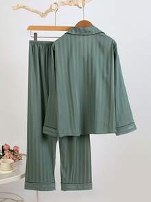 Bộ đồ ngủ lụa thêu sọc màu xanh lá cây dành cho nữ, 2 món, tay dài, cổ ve áo. - Màu xanh lá cây đậm - Xem 3