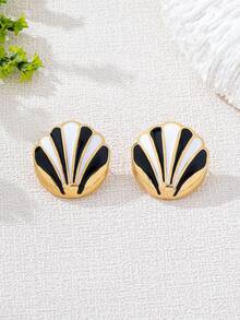 1 Pair Minimalist Elegant Refined Oil Drop Shell Earrings For Women - Black and White - View 2