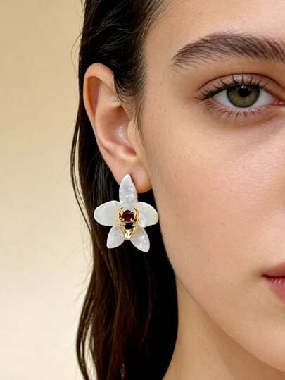 1 Pair Fashion Acrylic Diamond-Shaped 3D Floral Stud Earrings, Suitable For Daily, Party, Banquet, Vacation Outfit Matching