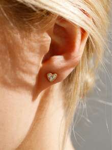 1对925纯银不对称立方氧化锆心形耳钉，女士款，低过敏性镂空心形设计，日常佩戴饰品，附赠礼盒 - 不對稱愛心耳環 - 查看 2