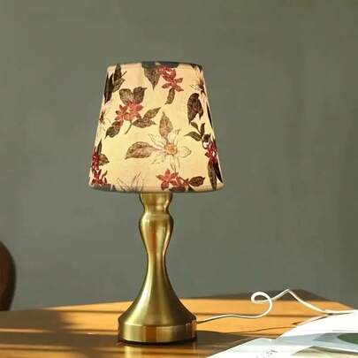1pc Modern Flower Textured Table Lamp With USB Power Supply Three Color Adjustable Lighting Metal Base With Button Control Eye-Protecting LED Light Suitable For Bedroom Living Room Study Office No Battery Required Ideal For Home Lighting