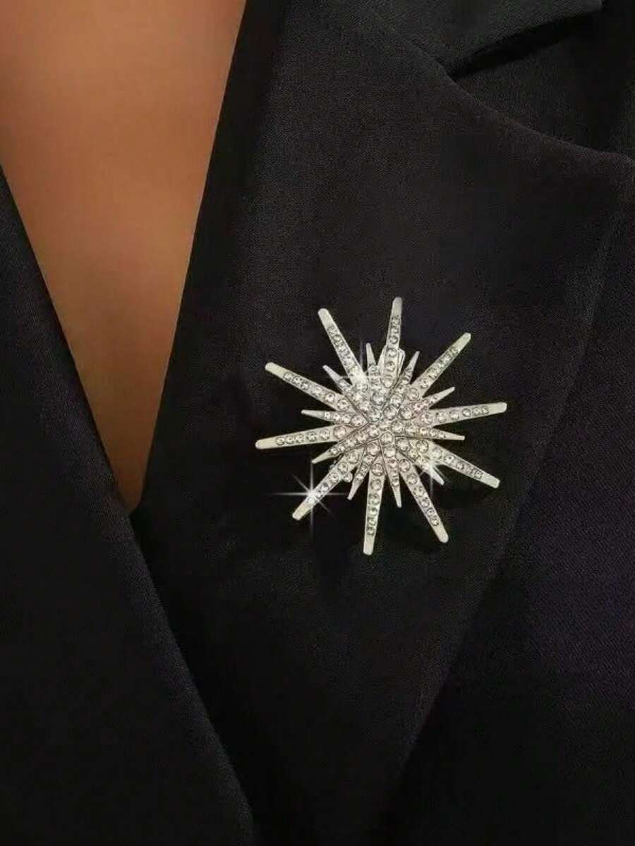 Fashionable New Ins Elegant Sparkling Crystal Octagonal Star Brooch - Silver - View 1