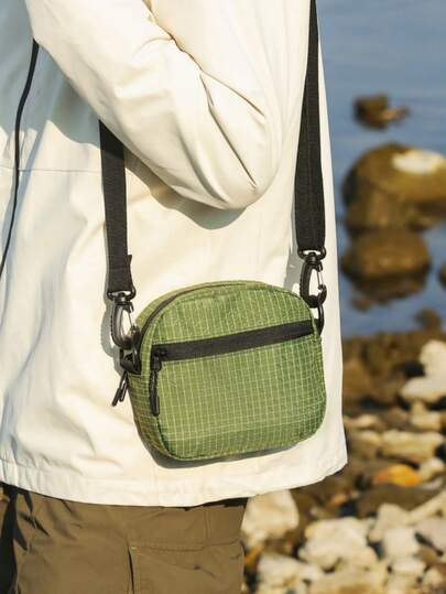 [Outdoor Functional Style . Wear-Resistant Crossbody Bag] 2026 Spring/Summer New Men's Sports Cycling Shoulder Bag Waterproof Canvas Large-Capacity Lightweight Waist Bag Commuting Fitness Multifunctional Chest Bag