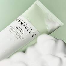 Madagascar Centella Tea-Trica BHA Foam 125ML - Cleansing Foam - Hydrating - View 1