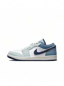 Nike Jordan Air Jordan 1 Low SE，舒适百搭，防滑耐用低帮复古篮球鞋，男款，白色和蓝色 - 白藍 - 查看 19