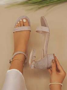 新款夏季单带粗跟凉鞋，女士百搭露趾罗马鞋，仙女风单带搭扣通勤中跟鞋 - 米色 - 查看 2