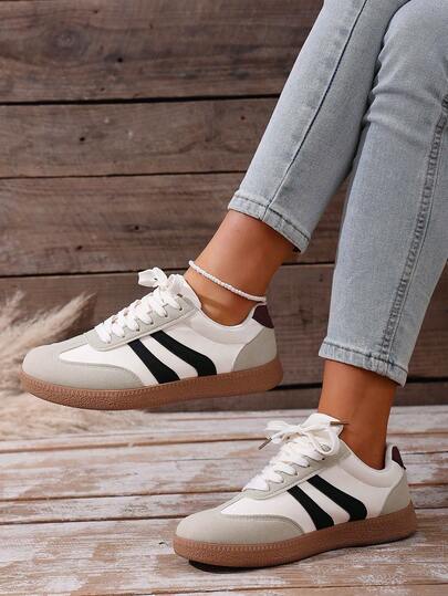 1 Pair New Women's Striped Patchwork Low-Top Casual Shoes, Young & Fashionable, Casual Style, Suede Lace-Up Flat Sporty Shoes, Versatile & Comfortable Daily Wear