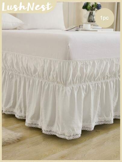 تنورة سرير من الدانتيل المنقوشة بالمربعات البيضاء قطعة واحدة، بتصميم كلاسيكي بسيط، من قماش بولي إستر قابل للتنفس ومريح مناسب لجميع الفصول، مثالي لبيئة غرفة النوم وديكور المنزل، تصميم تنورة السرير، تفاصيل الدانتيل، ضروري لغرفة النوم، ديكور المنزل، زخرفة