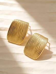 Rectangular Gold-Plated Stainless Steel Stud Earrings. Simple, Irregular, Modern, Thick Chain Type, Exaggerated Square Earrings. Suitable For Parties, Dates, Weddings, Concerts, Beach Vacations And Various Occasions. - Multicolor - View 4