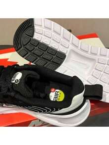 Nike AIR MAX NUAXIS Sports Shoes Training Running Shoes - Black and White - View 9