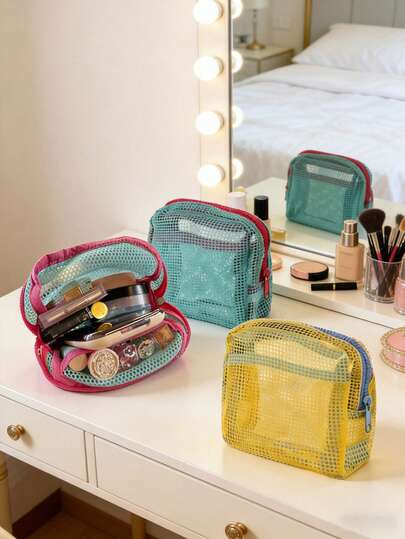 1个透明网眼收纳袋，轻便多功能大容量洗漱包，适合旅行、户外活动，彩色豆腐图案，理想的礼品之选，多种颜色可选