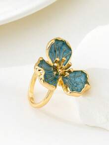 1枚浪漫复古宫廷风优雅奢华蓝色珐琅质感四叶草戒指，适合作为求婚礼物、旅行/日常佩戴。 - 淺藍色 - 查看 5