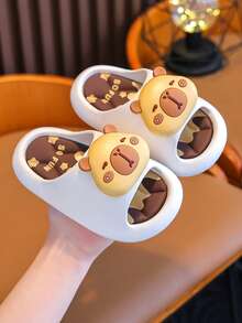 1双儿童夏季PVC室内拖鞋，可爱水豚图案 - 白色 - 查看 3