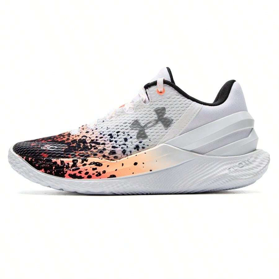 Under Armour Zapatillas de baloncesto CURRY 2 Zapatillas de entrenamiento de baloncesto para bases, de caña baja, parte superior de textil moldeado, zapatillas deportivas ligeras, grosor de la suela 3,5 cm, se recomienda pedir 0,5-1 talla talla grande grande, 3026277-100 - Blanco/Negro - Ver 1