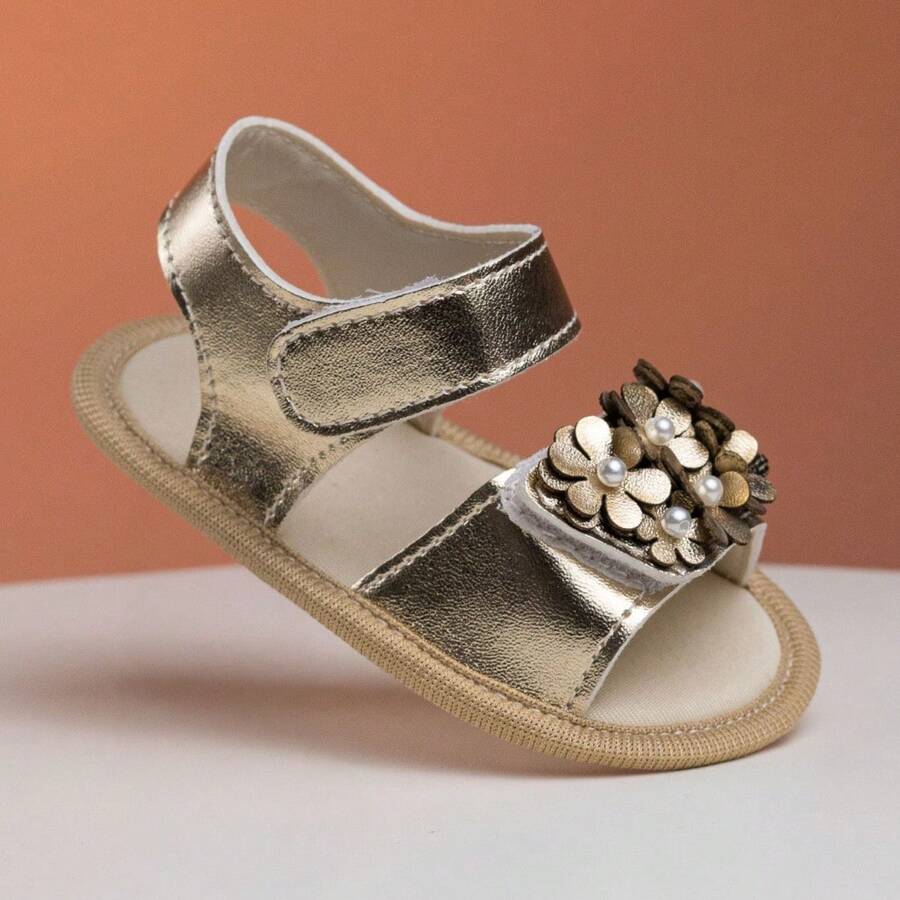 Baby Girl's Sandal, Sweet And Delicate Pearl, Newborn Size, Benne Kids - On - 金色 - 查看 1