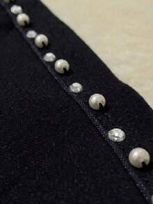 pthirillo Women's Black Flare Jeans With High-Waisted Butt-Lifting Effect And Rhinestone Detail. - 側面的珍珠和水鑽 - 查看 9