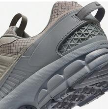 Nike 男子反光輕便運動透氣耐磨休閒鞋 - 褐色/灰色 - 查看 9