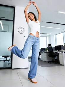 Nuevos jeans rectos y relajados para mujer - Jeans rectos de lavado claro aptos para uso casual diario, con un estilo versátil - Lavado ligero - Ver 2