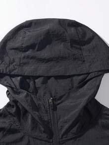 1pc Men's Black Pleated Textured Hooded Zip-Up Jacket, Lightweight Breathable Comfortable Minimalist Vintage Style Men's Outerwear, Machine Washable & Dry Cleanable, Wrinkle-Resistant, Casual Wear - Black - View 8