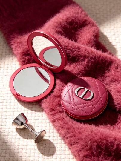 Dior Rose Pink Heart Plaid Round Handheld Makeup Mirror, Y2K Fashion, Portable Cosmetic Mirror, Daily Commute Makeup, Girlfriend Date, Essential Makeup Mirror Gift