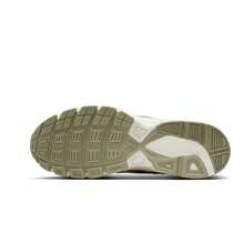 Nike 男士低筒耐磨復古休閒鞋 - 橄欖綠/米色 - 查看 5