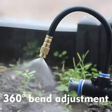 通用户外洒水器套装,黄铜喷头,PE软管,塑料接头,无需电源,防漏设计,安装使用简便,适用于冷却系统、温室、花园、户外、菜园、园艺和工业灌溉。冷却系统,滑动锁,园艺灌溉 - 灌溉套裝 - 查看 5