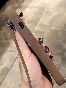 1个时尚黑色心形手机壳，兼容 11/12/13/14/15/16/17 Pro Max，全包防震保护套，简约设计带腕带，适合日常使用和户外携带。 - 咖色 - 查看 4