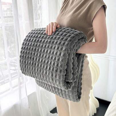 1pc Comfortable Flannel Wool Blanket - Super Soft, Lightweight, Suitable For All Seasons With Hexagon Jacquard Design, Suitable For Halloween Home, Christmas Camping And Travel, Mother's Day Bright Yellow, Fashion Bedroom Decor Accessory, Wool Blanket