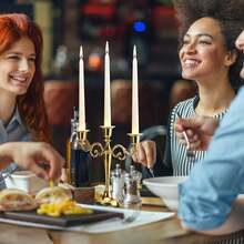 象牙色锥形蜡烛，多支装，无香无烟锥形蜡烛，直径25.4厘米，持久燃烧时间约7-8小时，石蜡材质，棉芯 - 高10inch - 查看 6