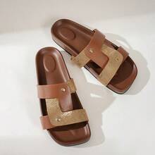 Sandale plate cu model de piele de șarpe auriu pentru femei, la modă, maro, confortabile, pentru plajă, sandale pentru femei cu design minimalist, toc jos și talpă groasă, sandale pentru femei, stil resort, fără slip-on, cu vârful deschis - Maro - Vizualizare 9
